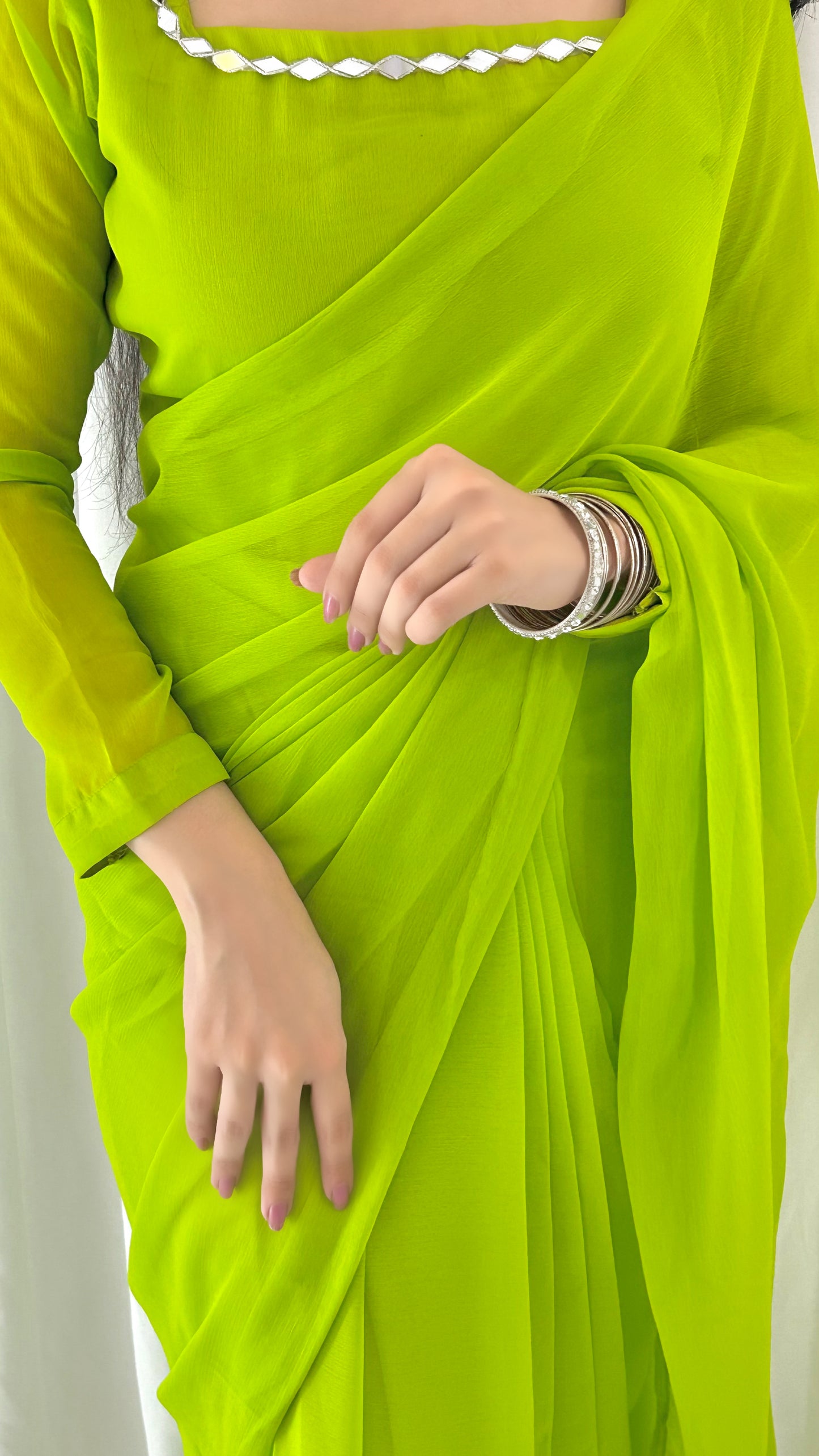 Shama-e-Husn Chiffon Saree Parrot Green