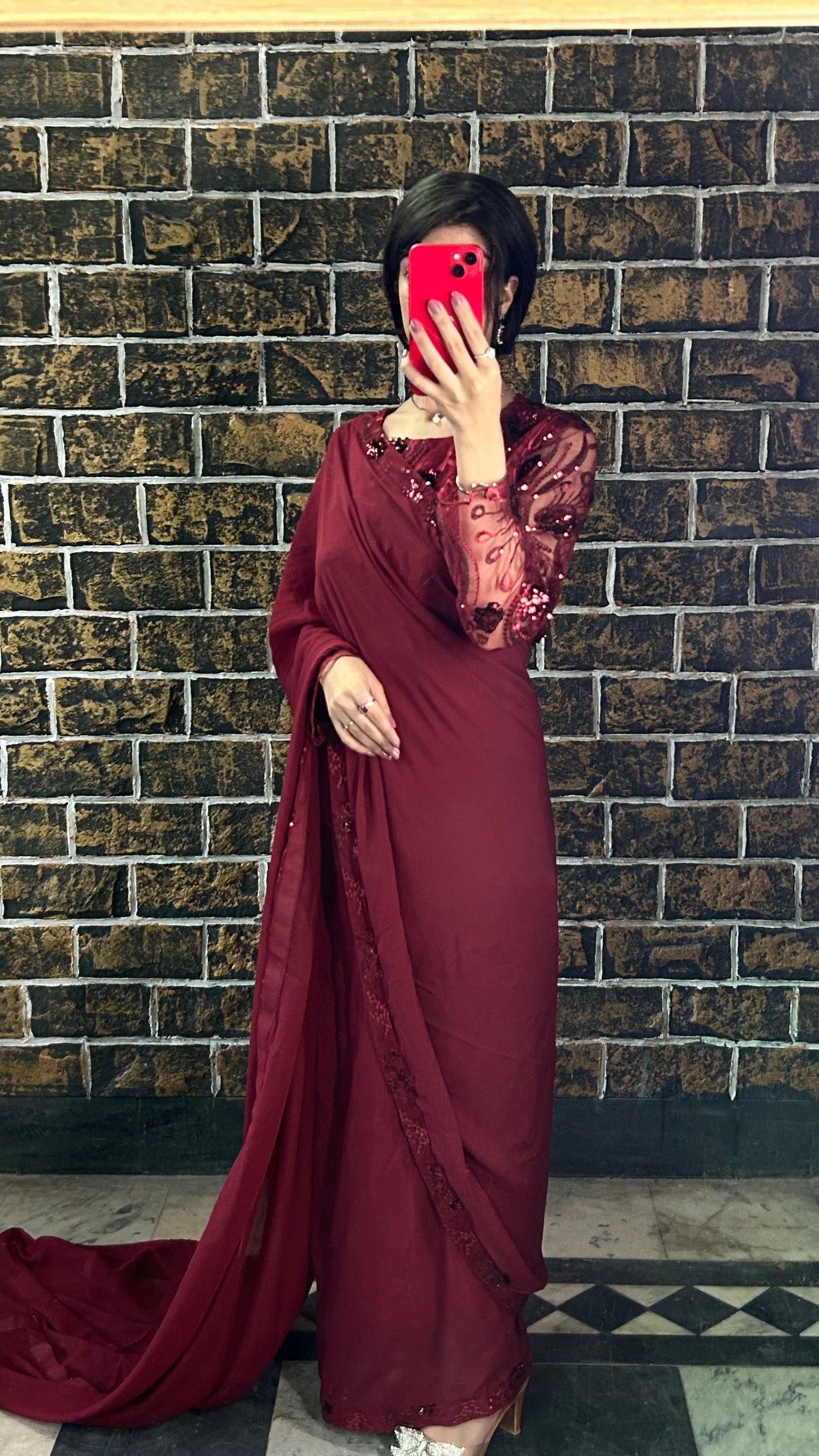 Elegant Embroided Chiffon Pallu Saree