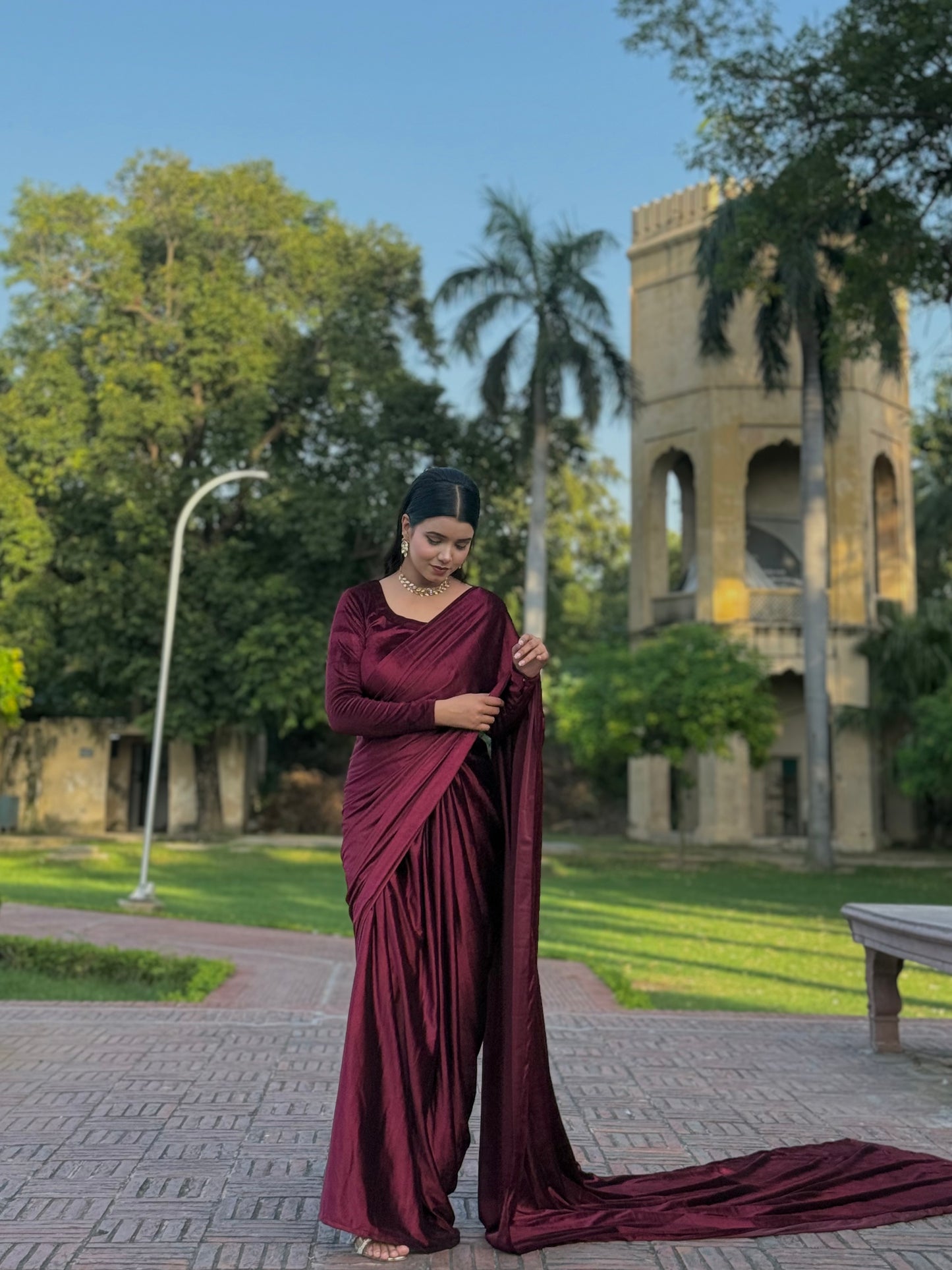 ✨ Midnight Majesty – Velvet Saree ✨