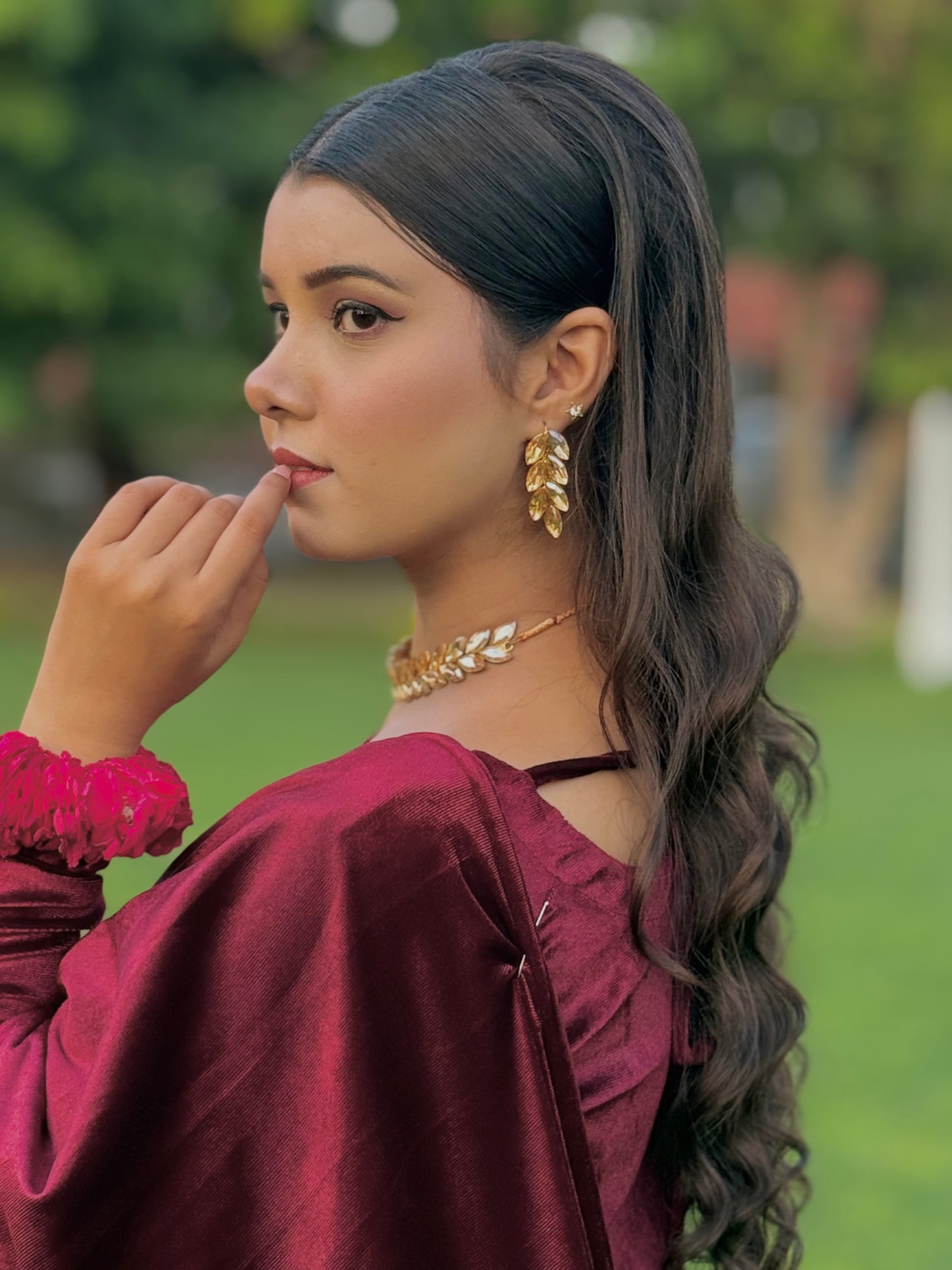 ✨ Midnight Majesty – Velvet Saree ✨