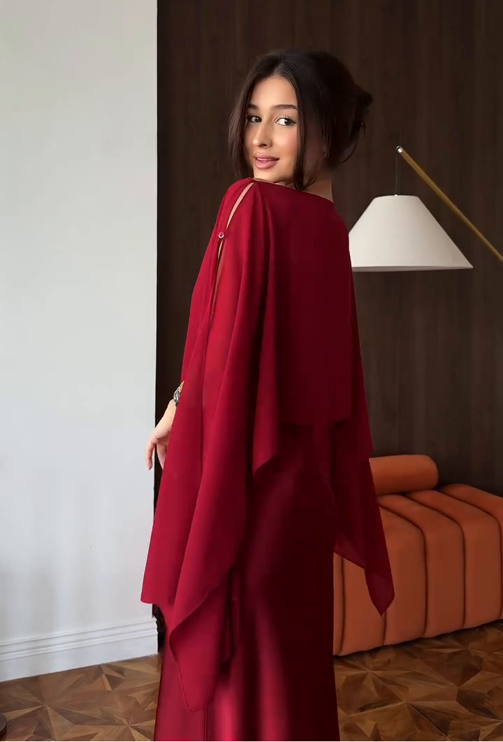 Crimson Veil – 2PC Set