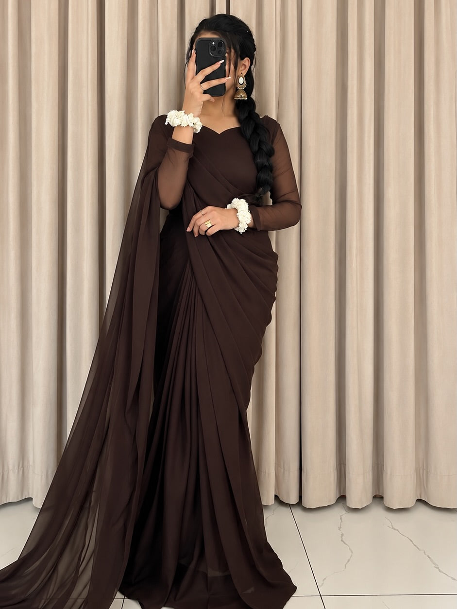Sculpted Double-Arc Chiffon Saree