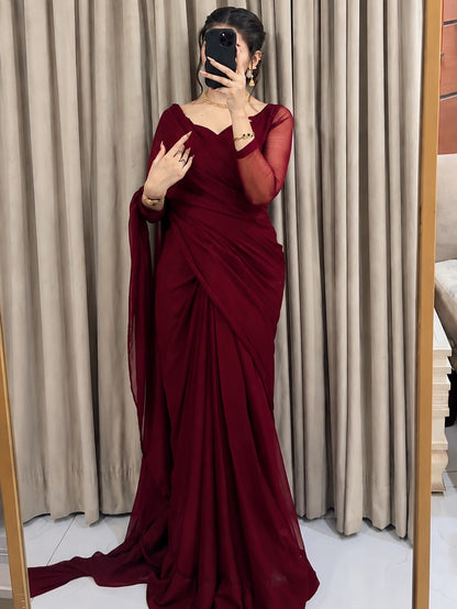 Sculpted Double-Arc Chiffon Saree