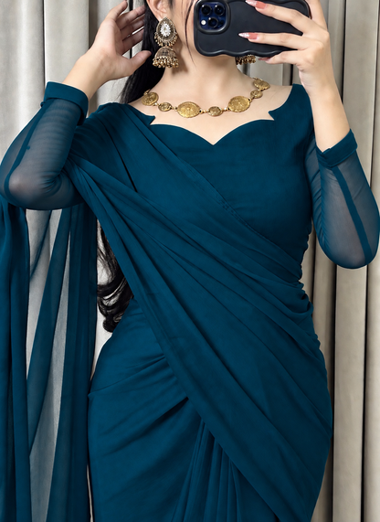 Sculpted Double-Arc Chiffon Saree