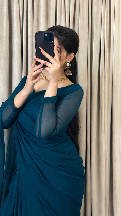 Sculpted Double-Arc Chiffon Saree