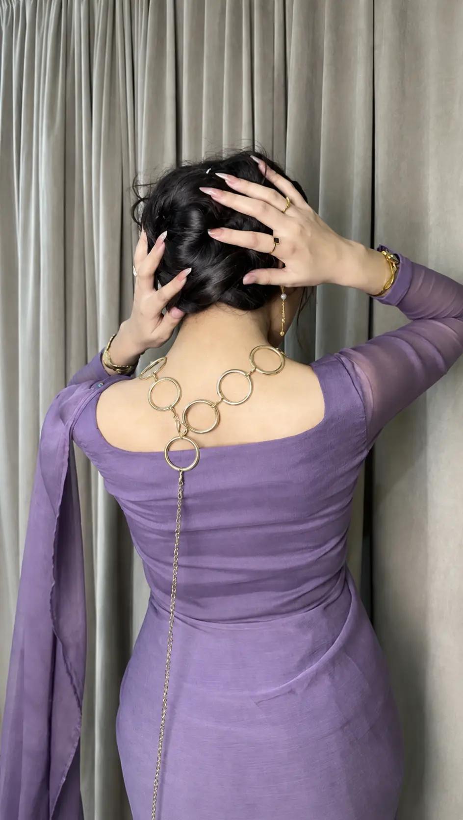 Sculpted Double-Arc Chiffon Saree