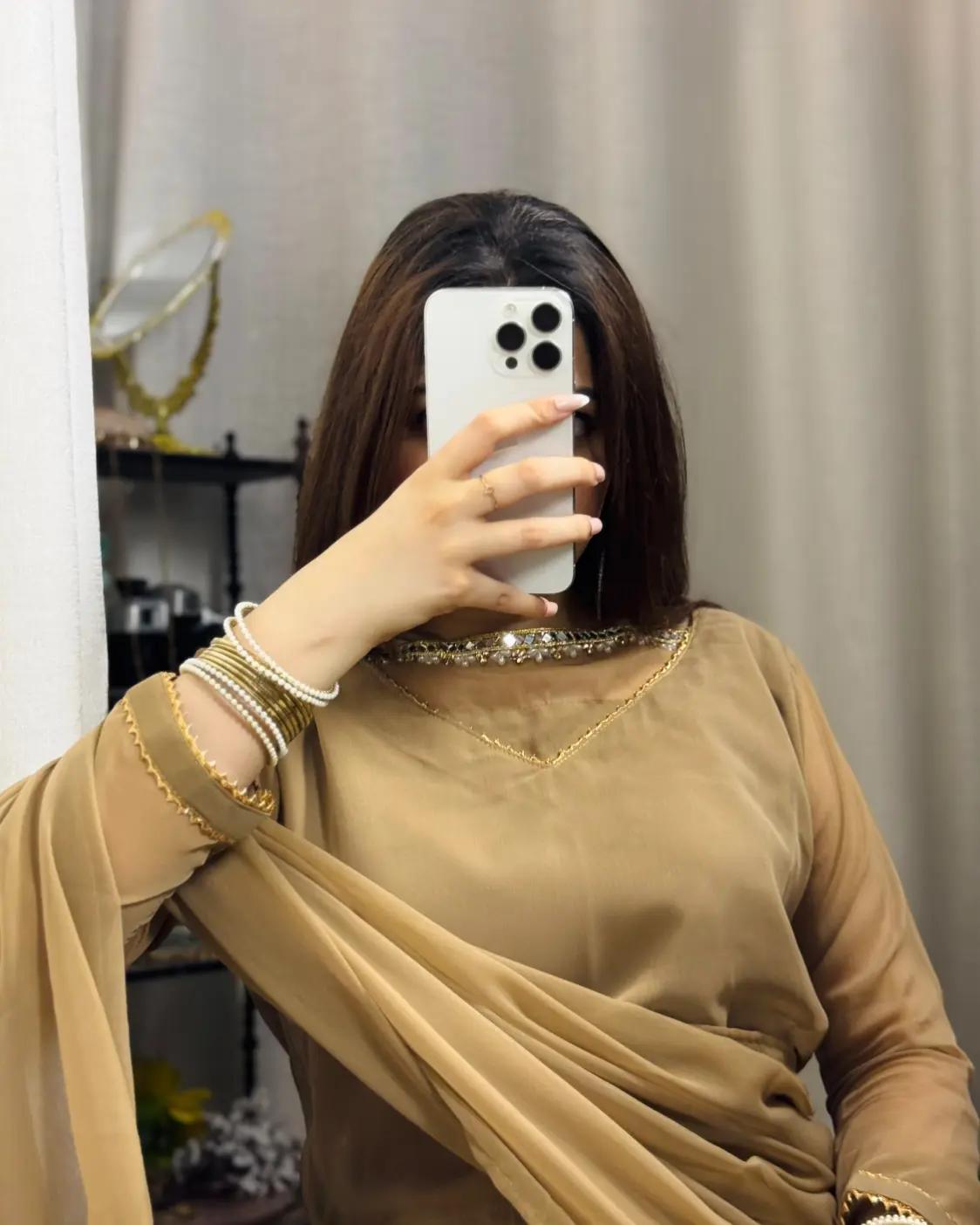 ✨ Zebaish Chiffon Saree