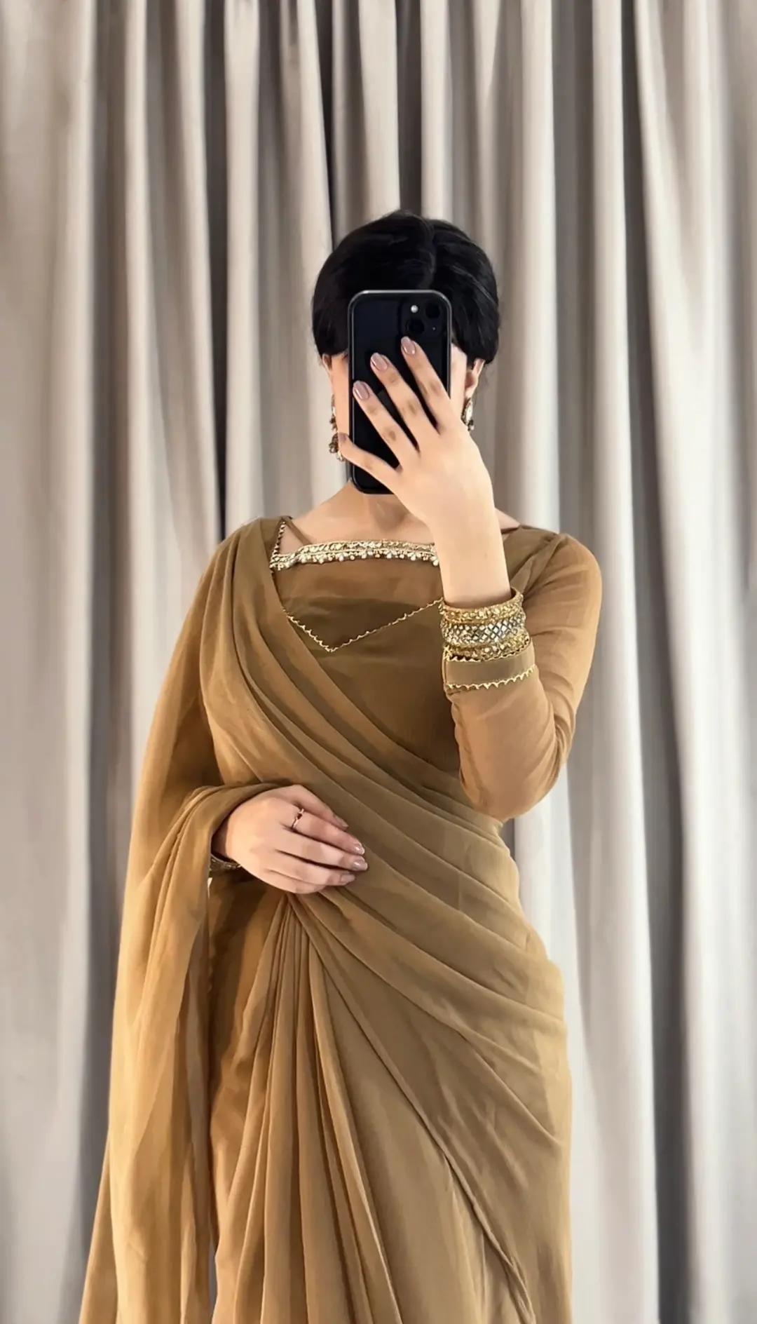✨ Zebaish Chiffon Saree
